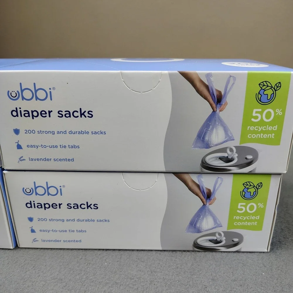 UBBI Diaper Sacks Lot 4 Boxes (800 Bags) Lavender Scent Easy Tie / Pet Waste Bag